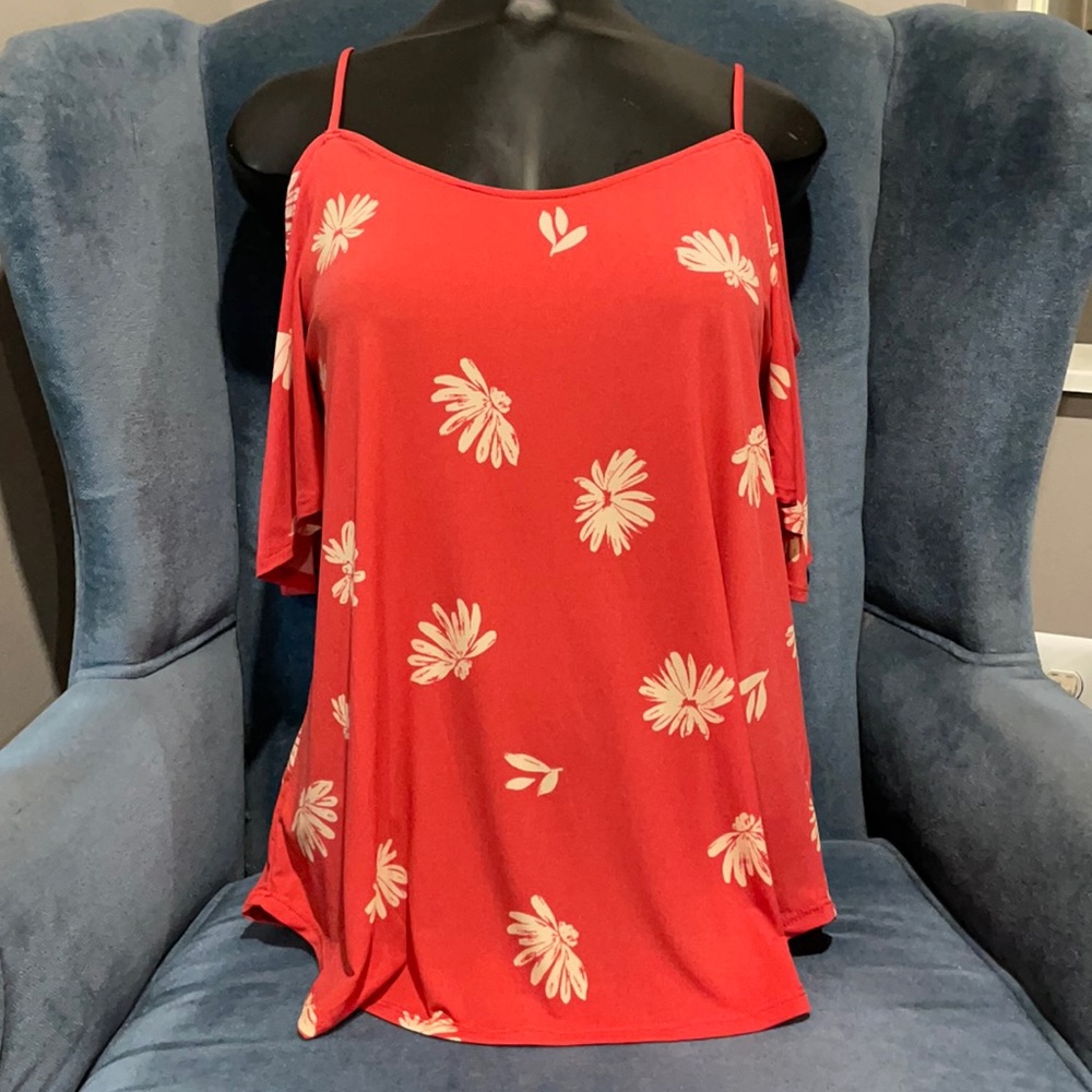 Stitch fix cold shoulder tank top. Brand new w/tags. Size Large